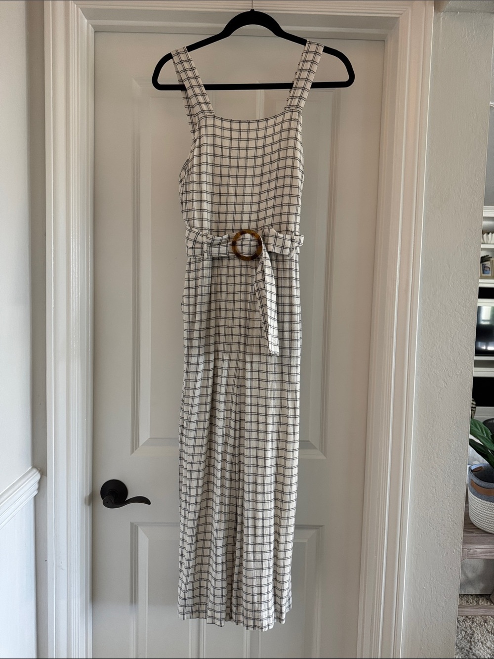 American Eagle Outfitters White and Gray Checked Sleeveless Jumpsuit with Belt